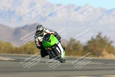 media/Jan-09-2022-SoCal Trackdays (Sun) [[2b1fec8404]]/Turn 14 (10am)/